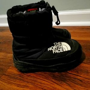 The NorthFace kids snowboots